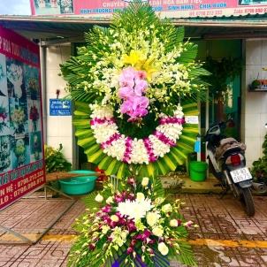 Kệ hoa viếng NM-1300
