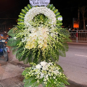 Kệ hoa viếng 80891