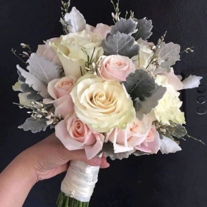 Hoa cưới cô dâu 79195