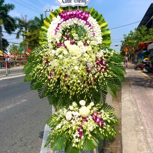 KỆ HOA VIẾNG 37662