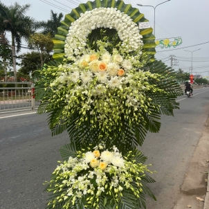 KỆ HOA VIẾNG 22780