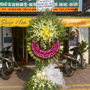 KỆ HOA VIẾNG 30133