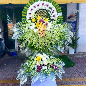 hoa viếng dám tang