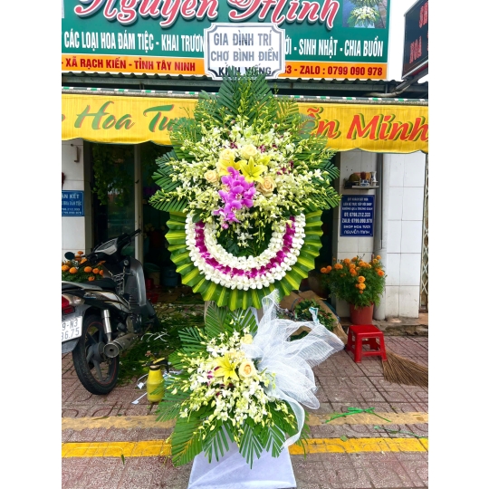 KỆ HOA VIẾNG 78532